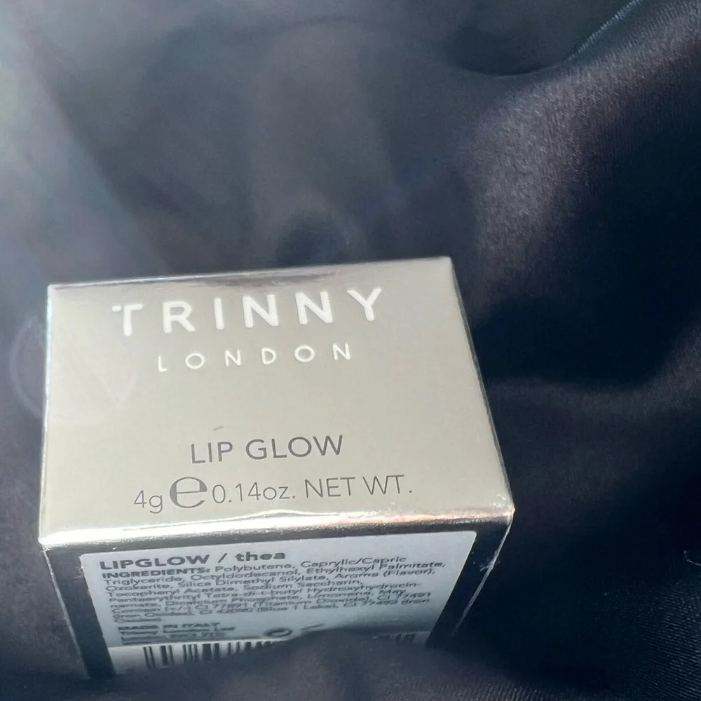 TRINITY LIP GLOW